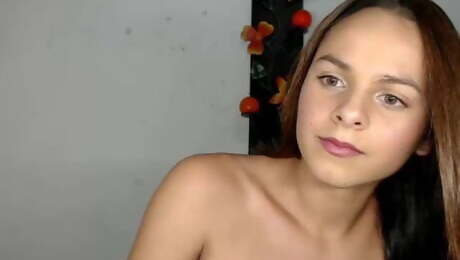 Cute  young  Latina Shemale on Cam