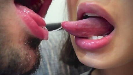 Super Sloppy Deep Tongue Kissing | 