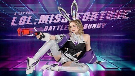 Scarlett Sage as LOL BATTLE BUNNY MISS FORTUNE Thinks You Wont Be Able To Handle Her