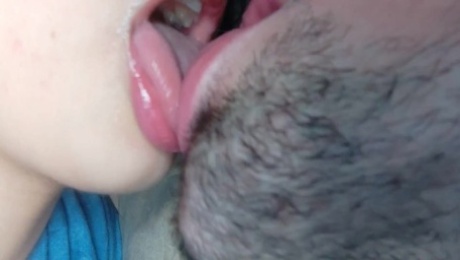 SALIVA FRENCH TONGUE KISSING with my cute GF - Close Up WILD HD 4K
