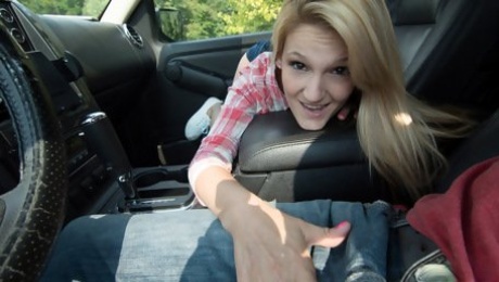 Video  Beautiful sex for money in the car with a big-boobed Hope Harper